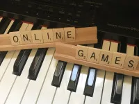PLay Piano Online now!